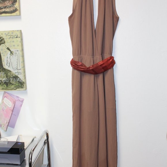 Miss Avenue Mocha V Neck Jumpsuit Medium NWT - Picture 4 of 13